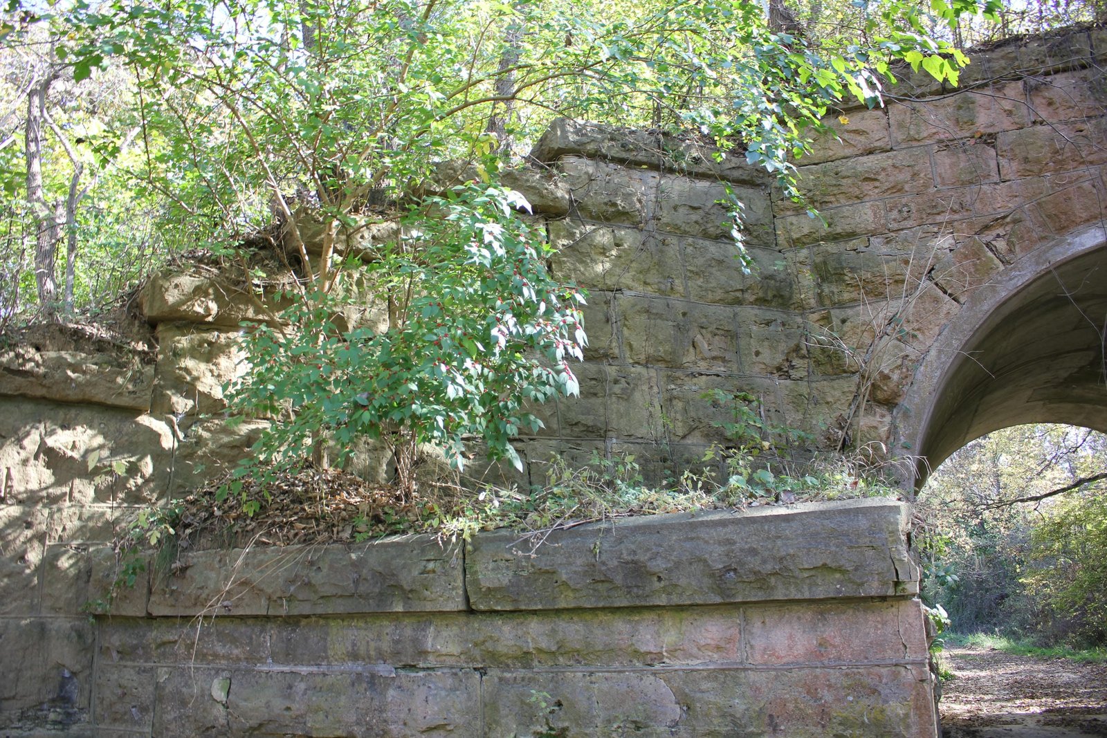 Northwest wing wall